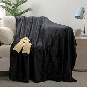 Warm & Cozy Plush Throw & Sock Set